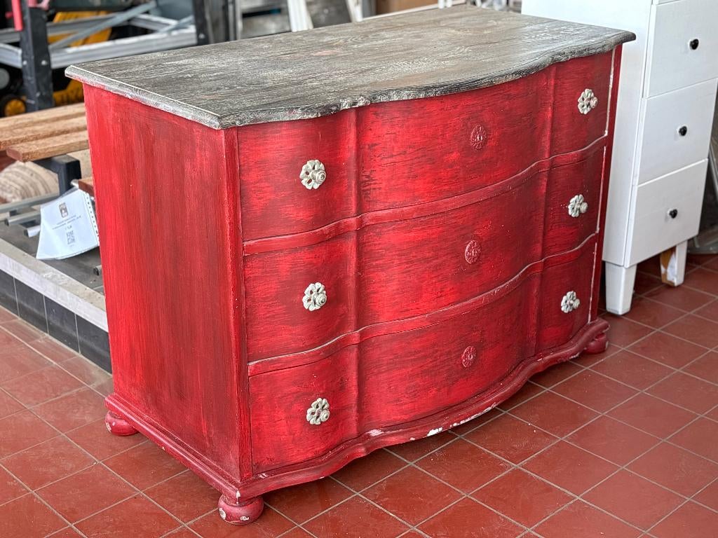 Ladekast Hout Rood Grijs Bombé Model, Huis en Inrichting, Kasten | Ladekasten, Ophalen, Gebruikt, Overige materialen, 100 tot 150 cm