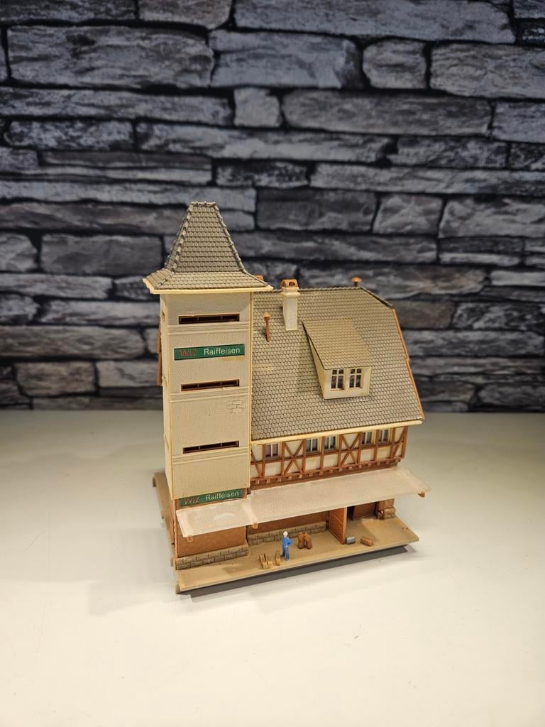 Raiffeisenmarkt winkelpand N spoor modeltrein 1:160, Overige merken, Gebruikt, Gelijkstroom of Wisselstroom, Brug, Tunnel of Gebouw