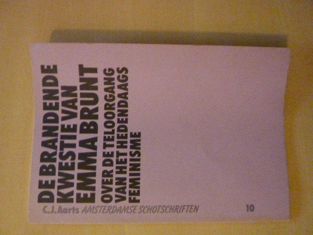 C. Aarts - De brandende kwestie van Emma Brunt, Ophalen of Verzenden, Zo goed als nieuw, Nederland