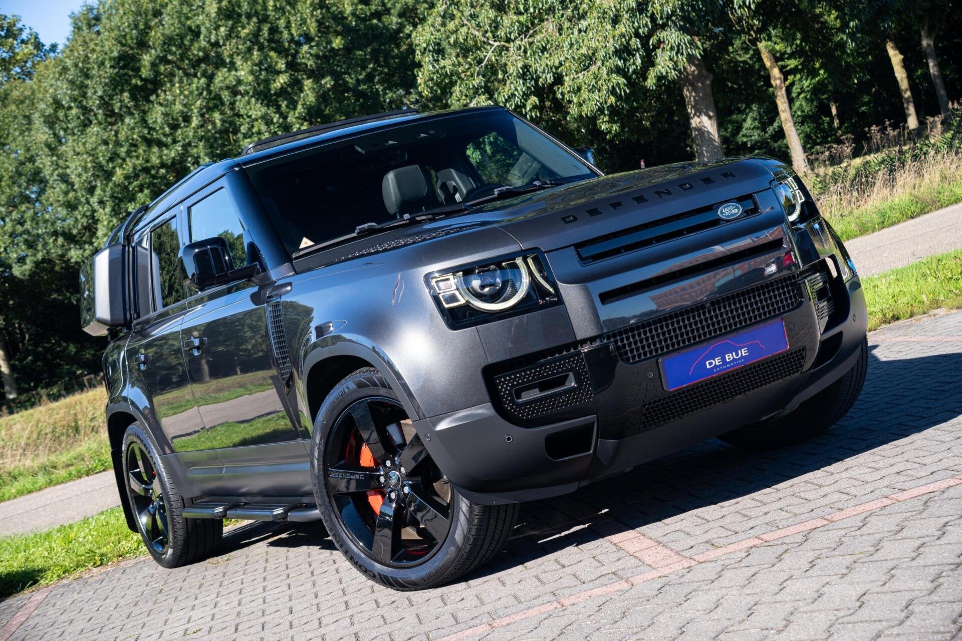 Land Rover Defender P400e Hybride 110 X-Dynamic HSE Edition|, Auto's, Automaat, Dealer onderhouden, Gebruikt, 3000 kg