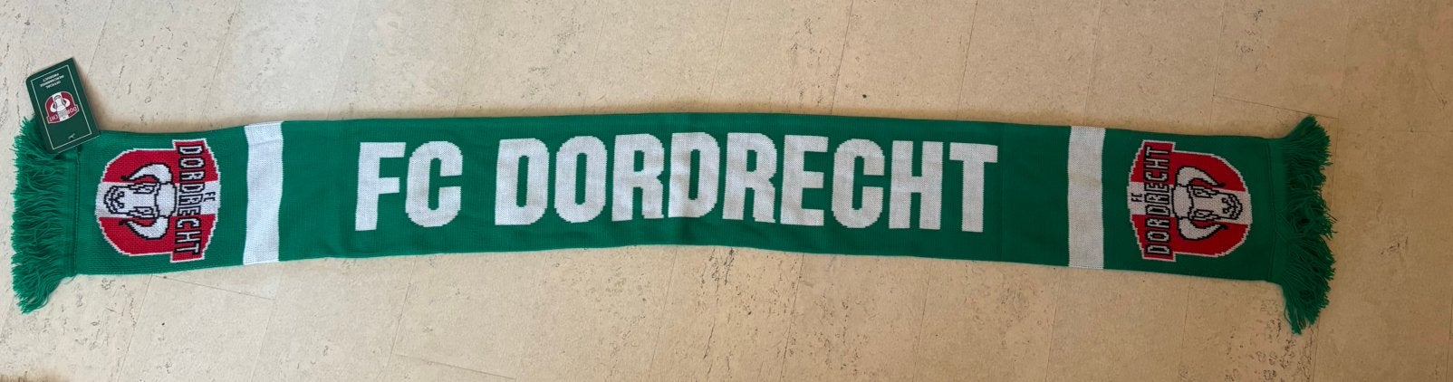 Fc Dordrecht Sjaaltjes nieuw, Ophalen of Verzenden, Nieuw, Overige binnenlandse clubs, Vaantje of Sjaal