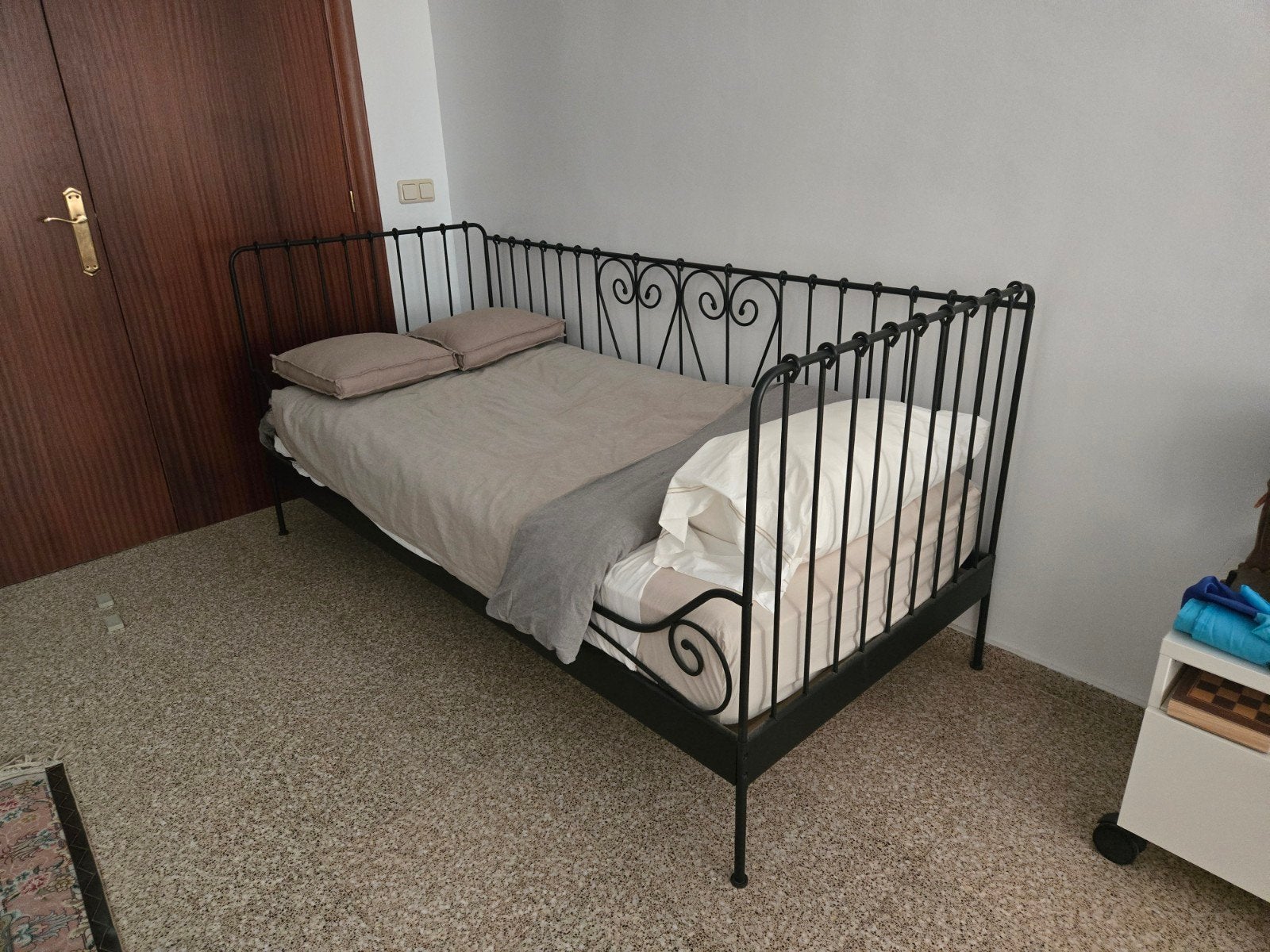 Zwart metalen bedframe - Eenpersoons, Ophalen, Gebruikt, 90 cm, Eenpersoons