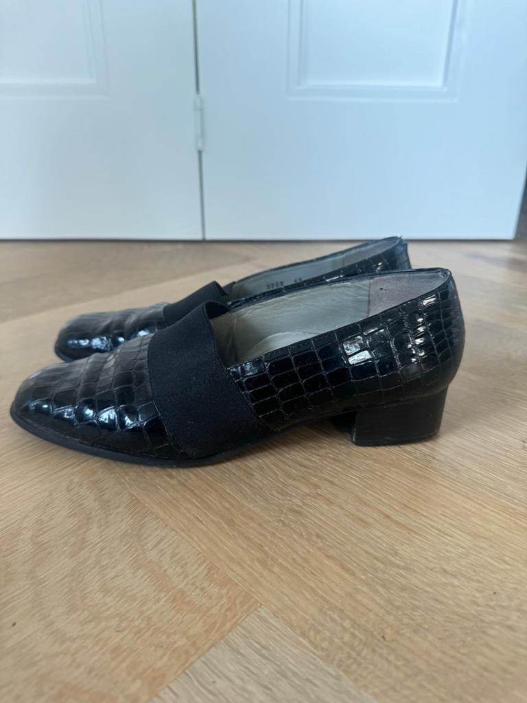Alexandria Zwarte Loafers Maat 37,5, Kleding | Dames, Schoenen, Ophalen of Verzenden, Zo goed als nieuw, Instappers, Zwart