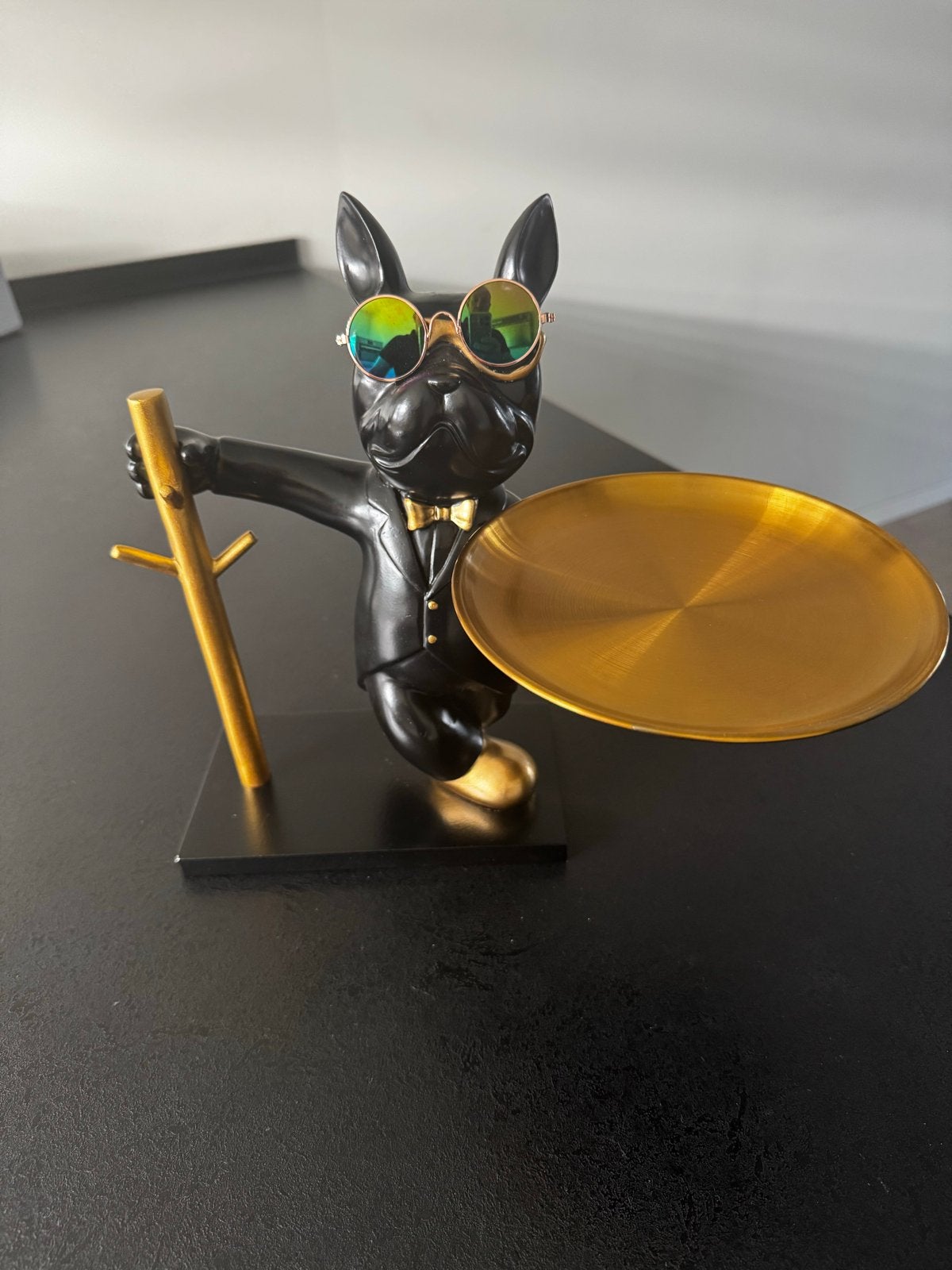 Decoratie hond met afleg plateau en sleutel hanger, Zwart, Nieuw, Kunststof, Ophalen of Verzenden