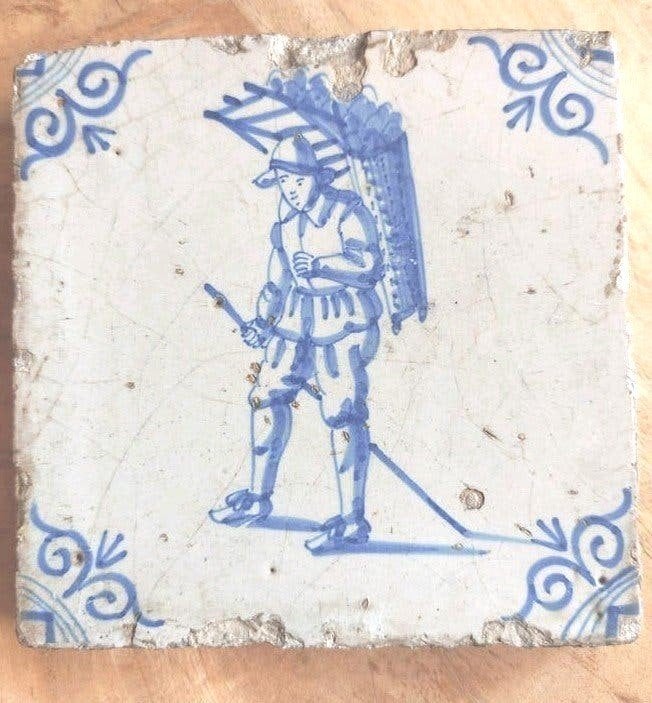 Antieke tegel Harlingen 1650 Stoffenkoopman, Ophalen of Verzenden