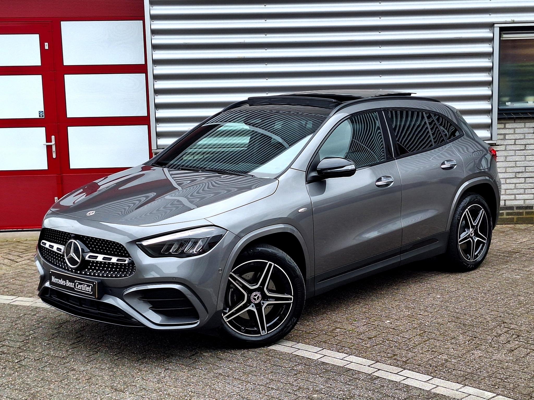 Mercedes-Benz GLA-klasse 250 e Business Solution AMG | Panor, 4 cilinders, 16 kWh, Bedrijf, Hybride Elektrisch/Benzine