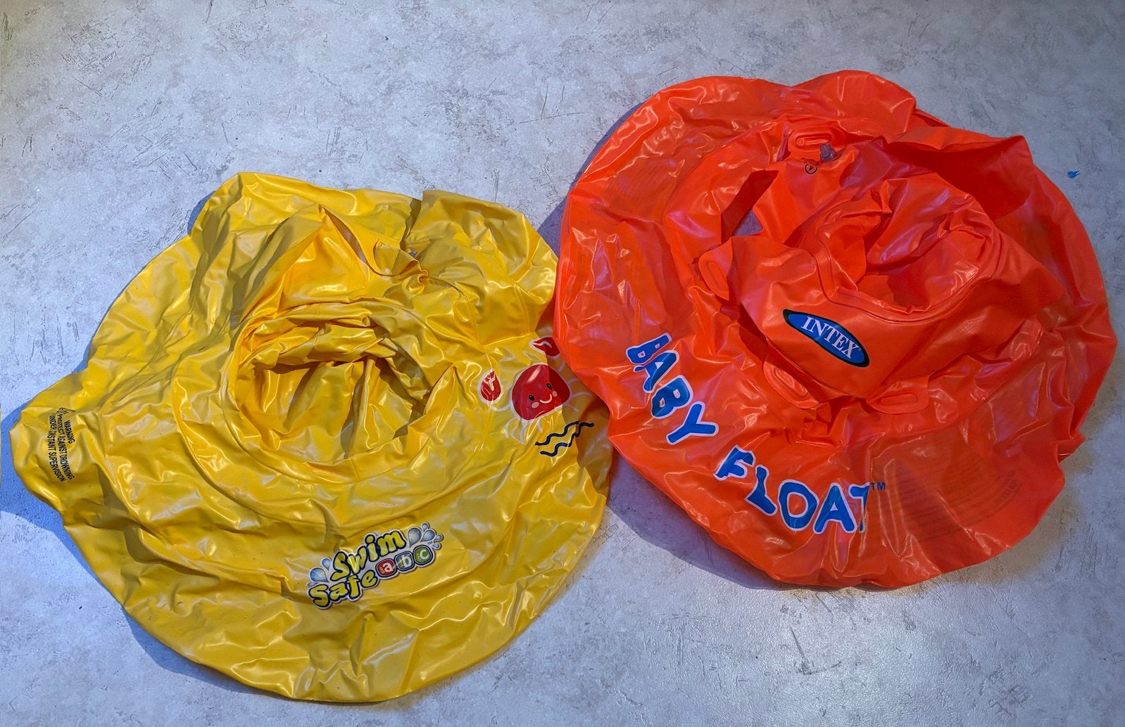 Babyfloat, Ophalen of Verzenden, Zo goed als nieuw, Jongetje of Meisje, Zwem-accessoire