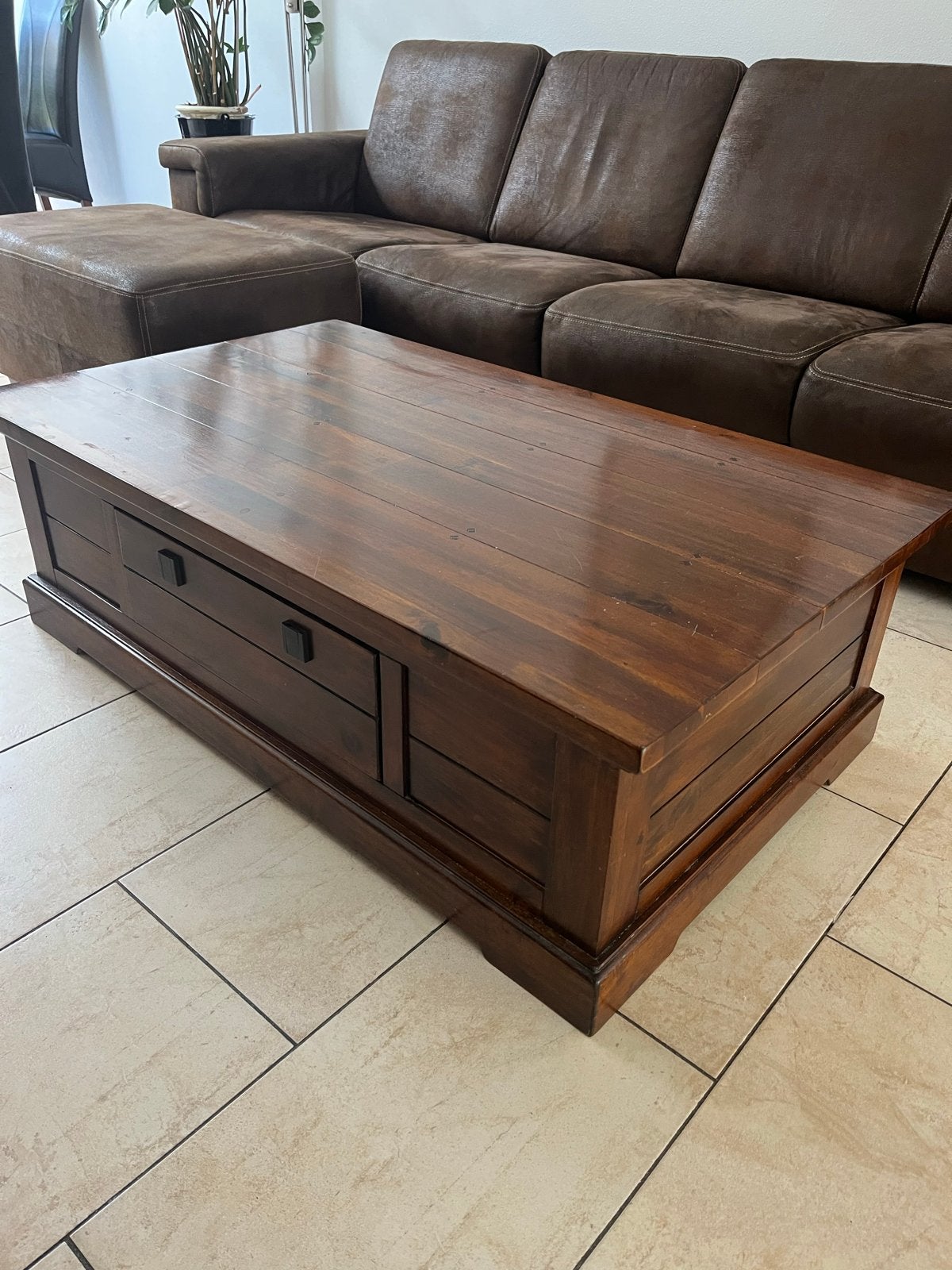 Massief houten salontafel met lade - Koloniale stijl, Ophalen, Gebruikt, 100 tot 150 cm, 50 tot 100 cm