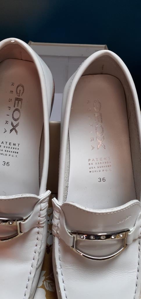 Witte in stappers Geox maat36 nieuw leer, Geox, Nieuw, Ophalen of Verzenden, Wit