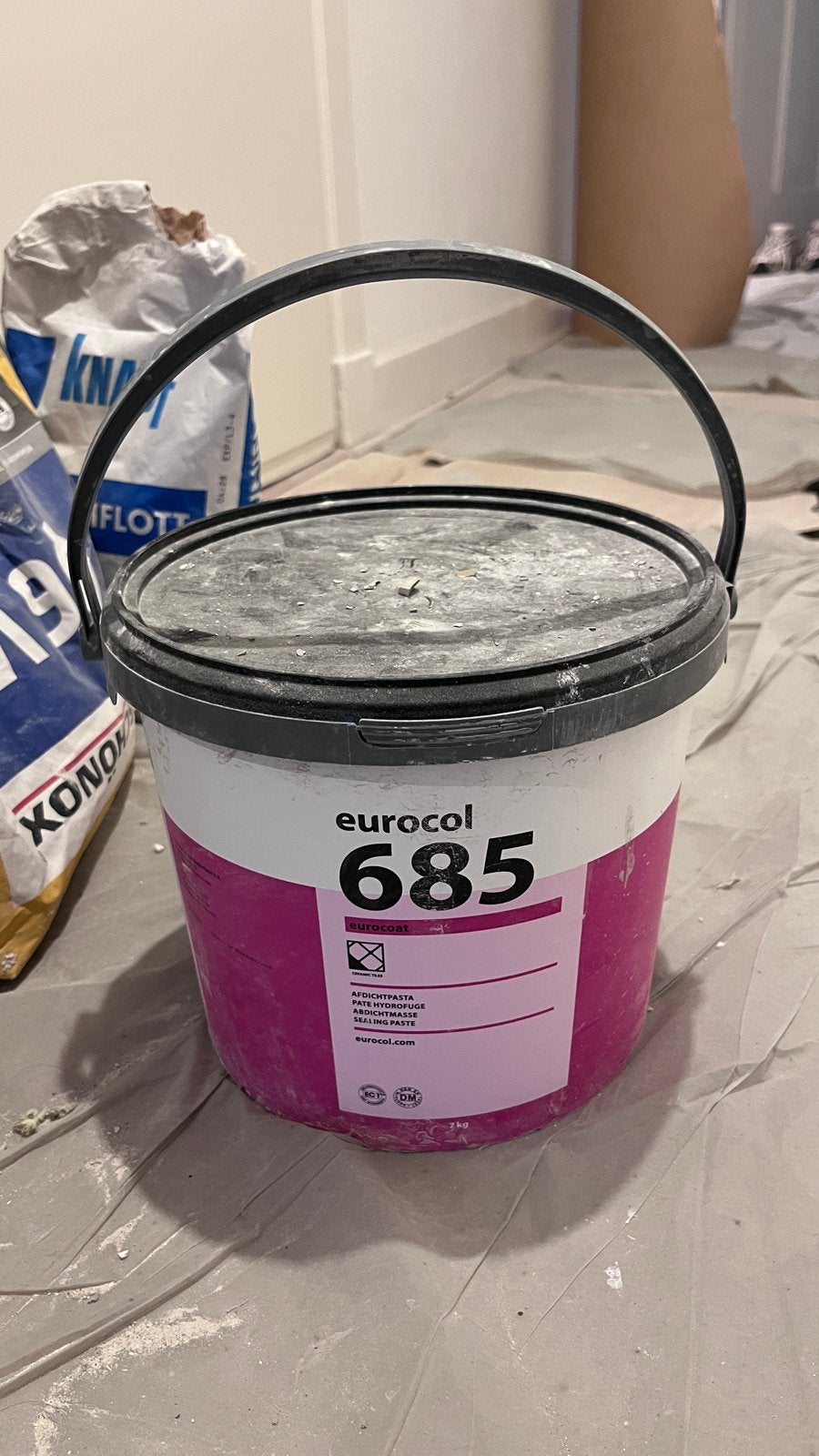 Eurocol 685 Afdichtpasta - Nieuwe Waterdichte Oplossing, Doe-het-zelf en Verbouw, Minder dan 5 liter, Ophalen of Verzenden, Nieuw