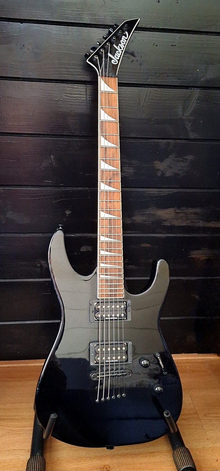 Jackson X Series Soloist SLXT Gloss Black, Overige merken, Met versterker, Ophalen of Verzenden, Zo goed als nieuw