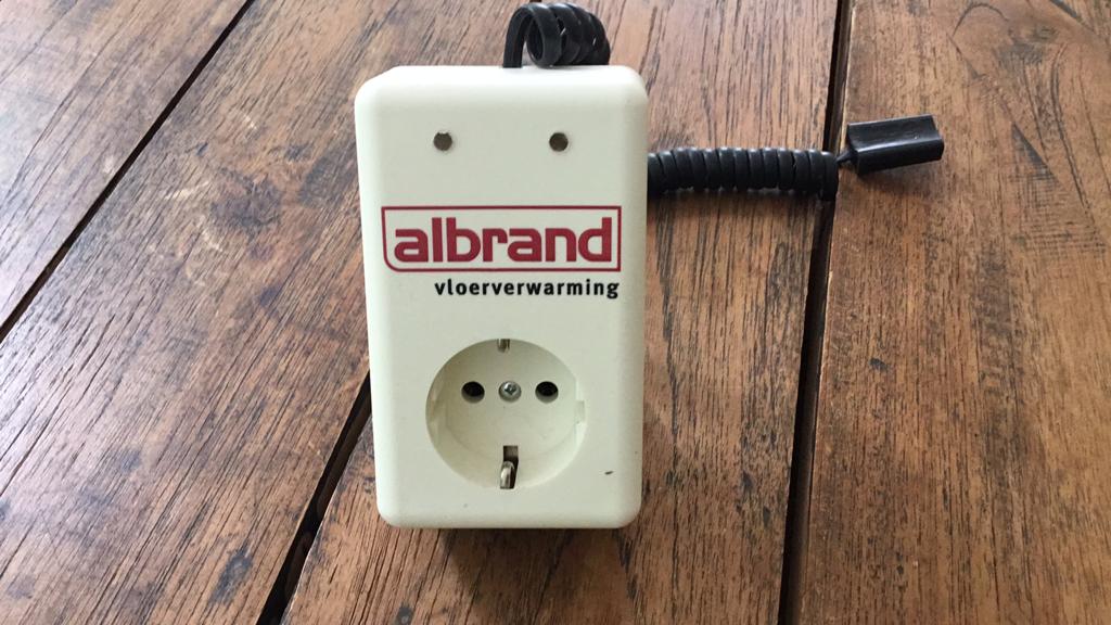 Schakelaar pomp vloerverwarming, Minder dan 30 cm, Radiator, Minder dan 60 cm, Ophalen of Verzenden