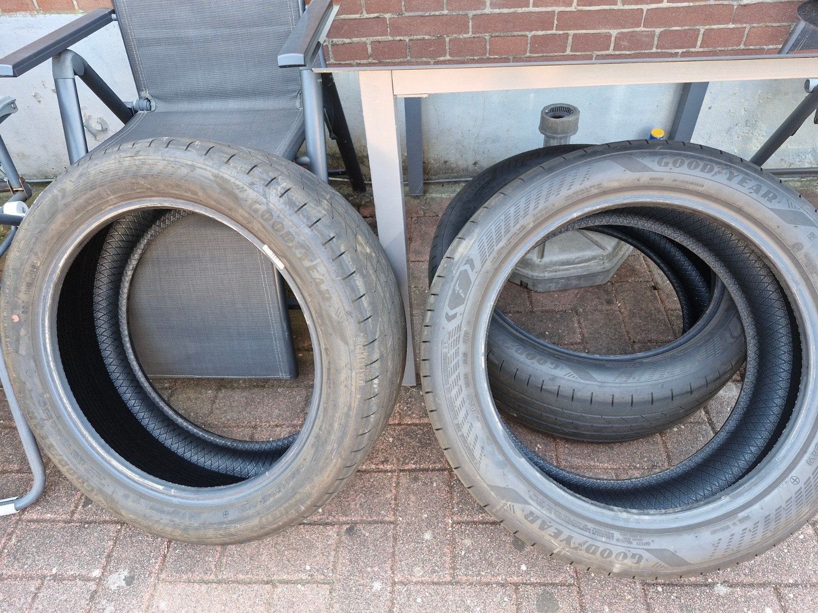 Zomerbanden  235=45=18  Goodyear, Ophalen, 18 inch, 235 mm, Band(en)