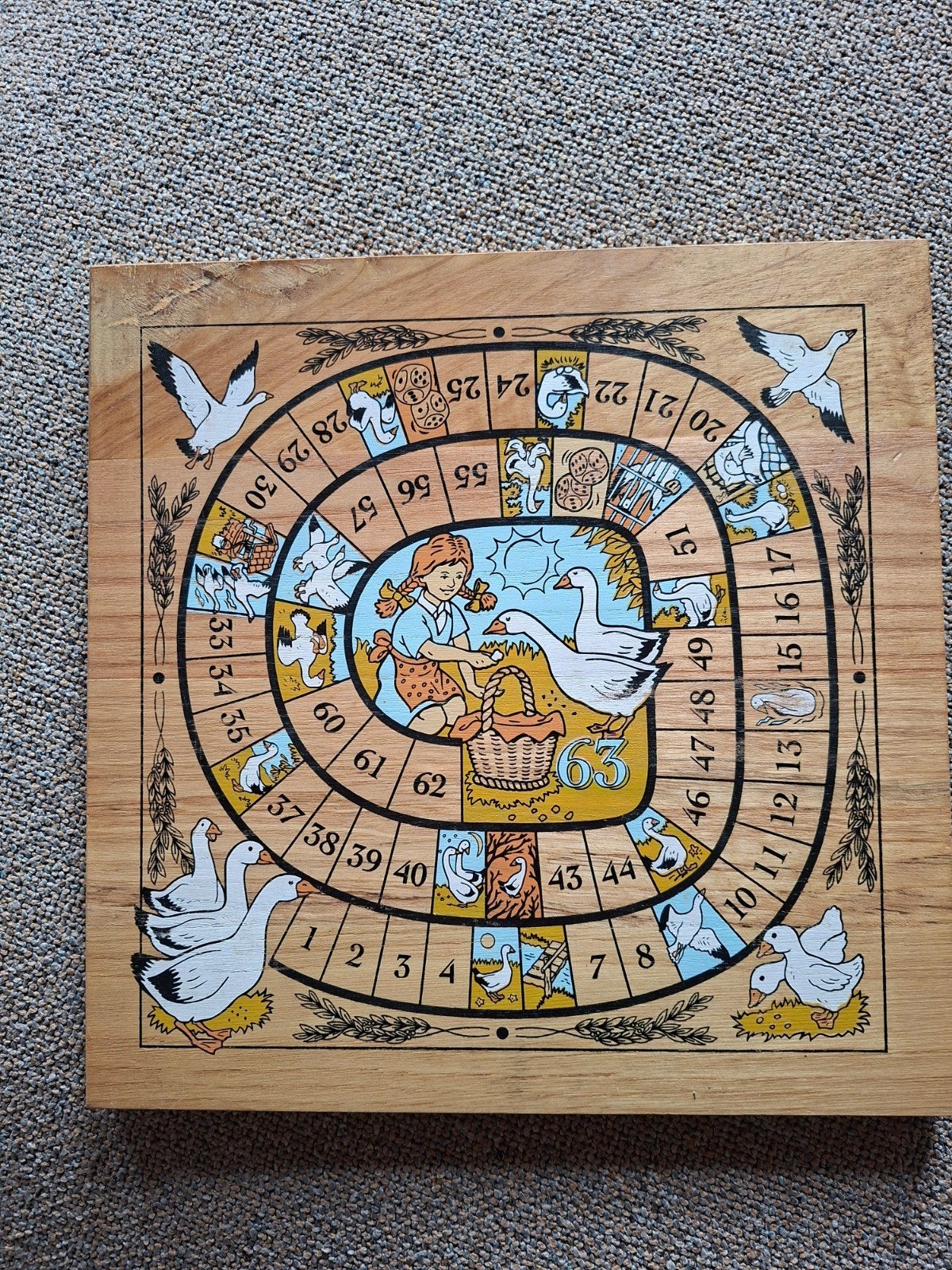Ganzenbord houten spelbord - Klassiek familiespel, Hobby en Vrije tijd, Vijf spelers of meer, Ophalen of Verzenden, Gebruikt