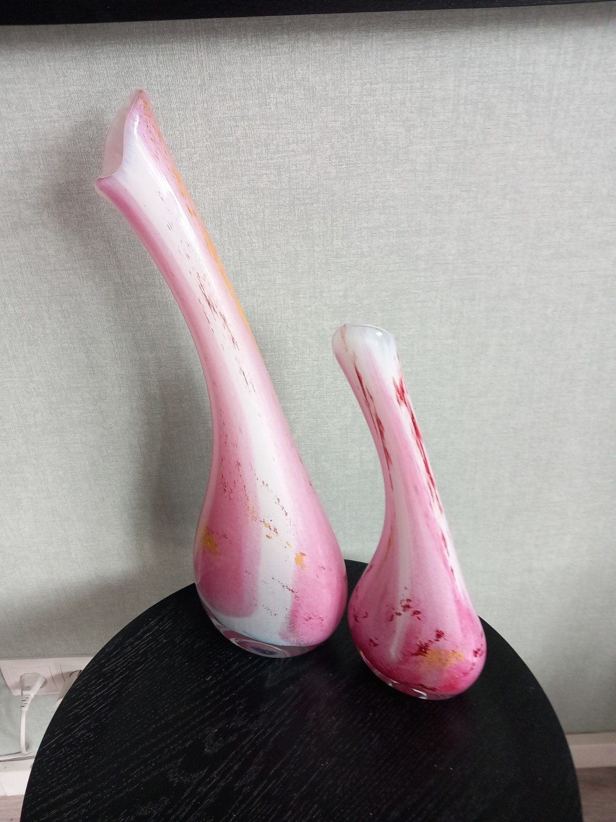 2 Roze design glazen Fidrio  vazen, Huis en Inrichting, Woonaccessoires | Vazen, Ophalen, Overige kleuren, Glas