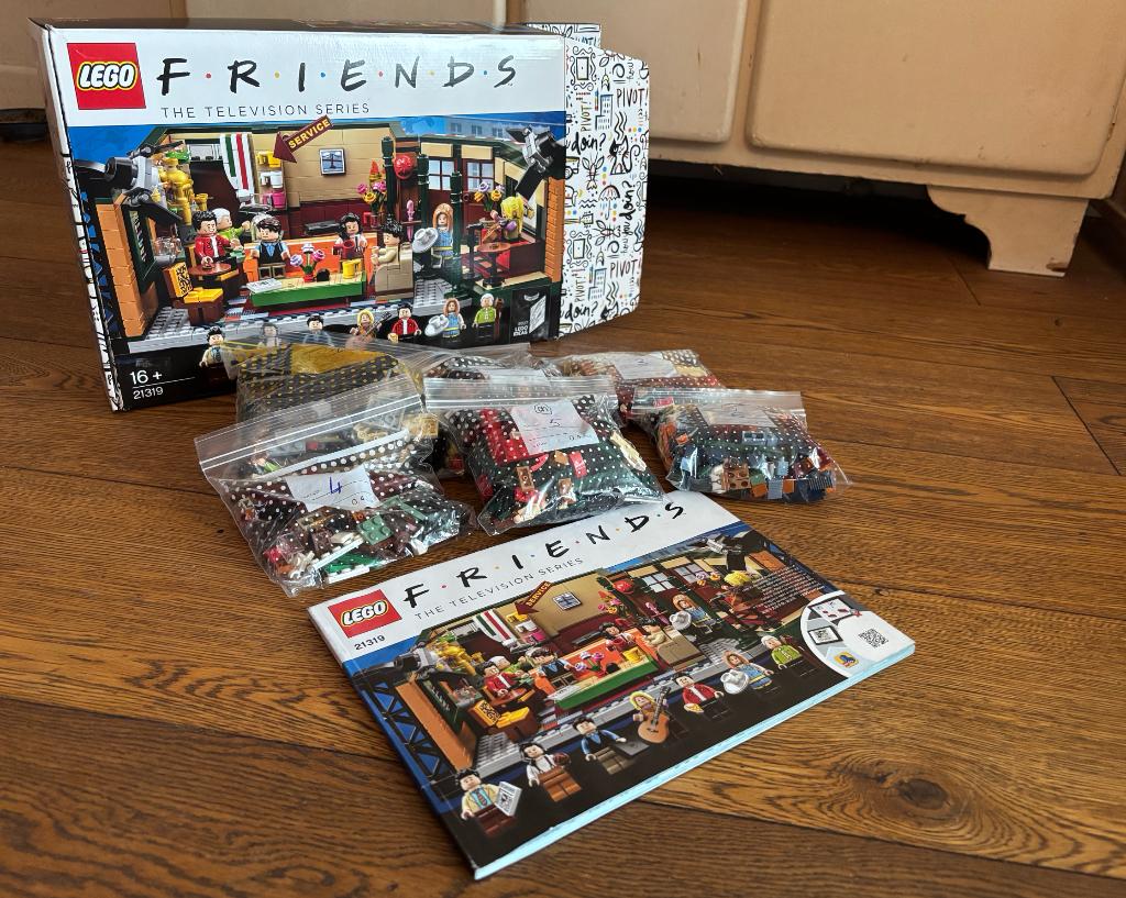 Lego Friends Central perk, Ophalen, Lego, Compleet, Complete set