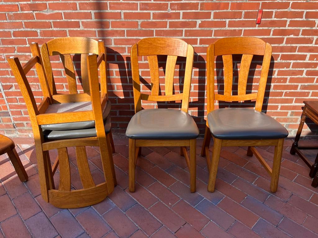 Set van 4 eiken stoelen, Huis en Inrichting, Stoelen, Ophalen, Zo goed als nieuw, Bruin