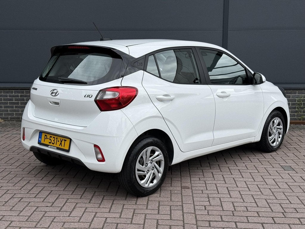Hyundai i10 1.0 Comfort Smart / Eerste Eigenaar / Navigatie, Auto's, Hyundai, Voorwielaandrijving, Start-stop-systeem, Stof, Gebruikt