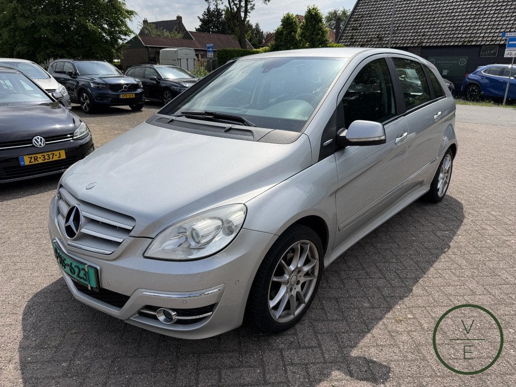 Mercedes-Benz B-klasse 180 BlueEFFICIENCY Business CLass | A, Voorwielaandrijving, Gebruikt, Zwart, 4 cilinders