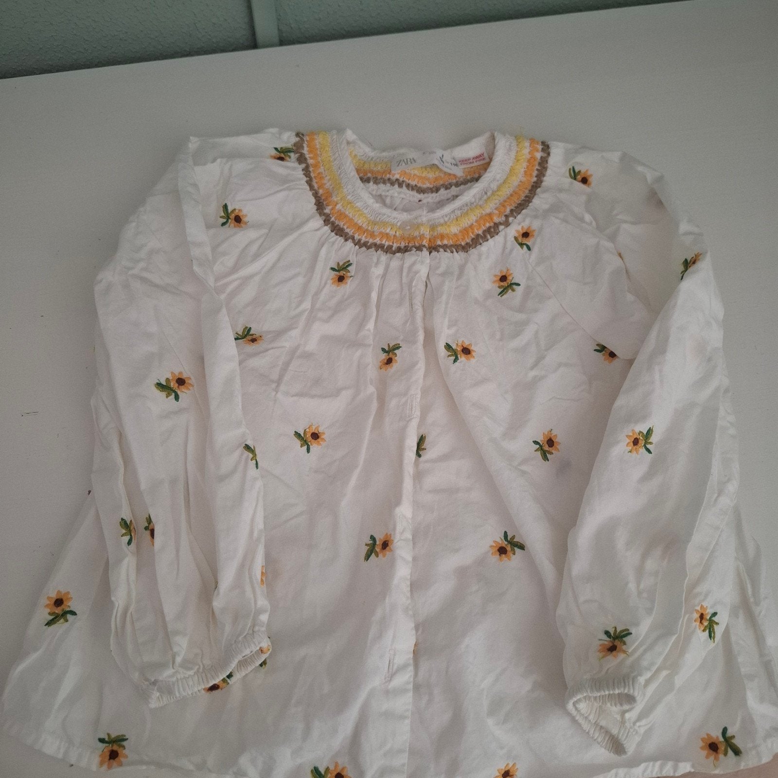 Zara Blouse met Geborduurde Bloemen - Maat 116 (6 jaar), Meisje, Overhemd of Blouse, Ophalen of Verzenden, Zo goed als nieuw
