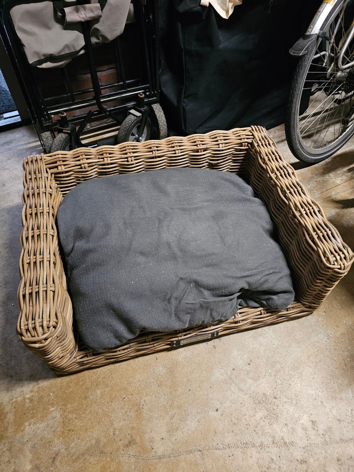 Rieten hondenmand 60x80cm, Ophalen, Zo goed als nieuw, Riet