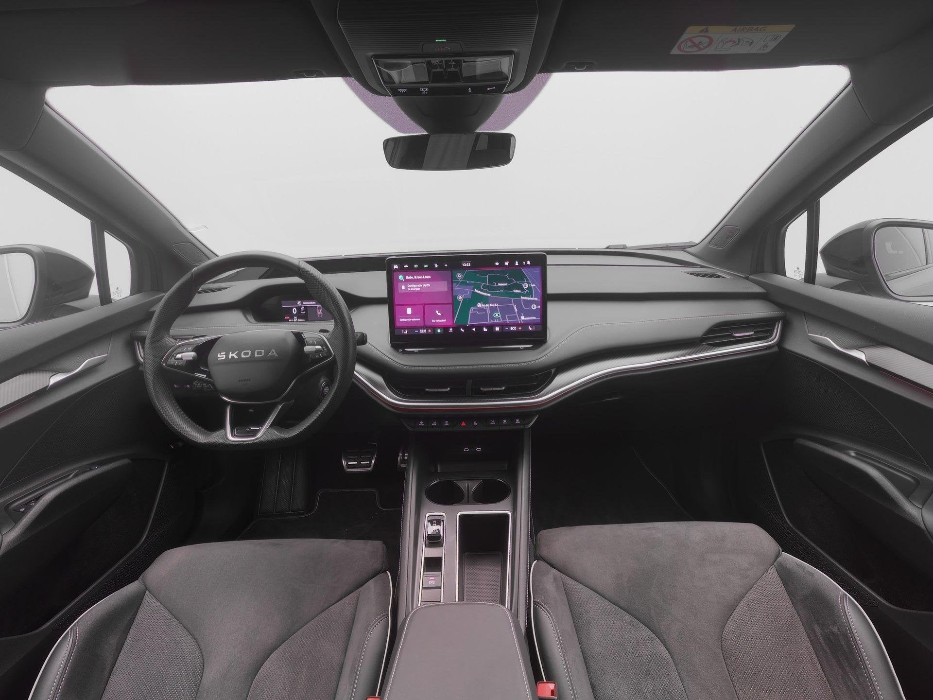 Skoda Enyaq 85 Sportline | SoH 100% | Trekhaak | Panoramadak, Auto's, Skoda, Automaat, Achterwielaandrijving, Zwart, 82 kWh