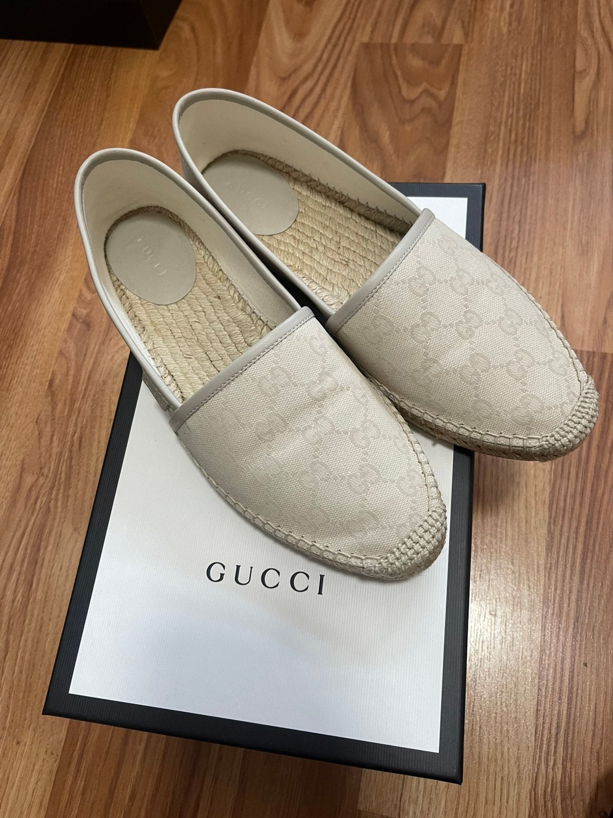 Gucci espadrilles, Ophalen, Zo goed als nieuw, Wit, Espadrilles of Moccasins