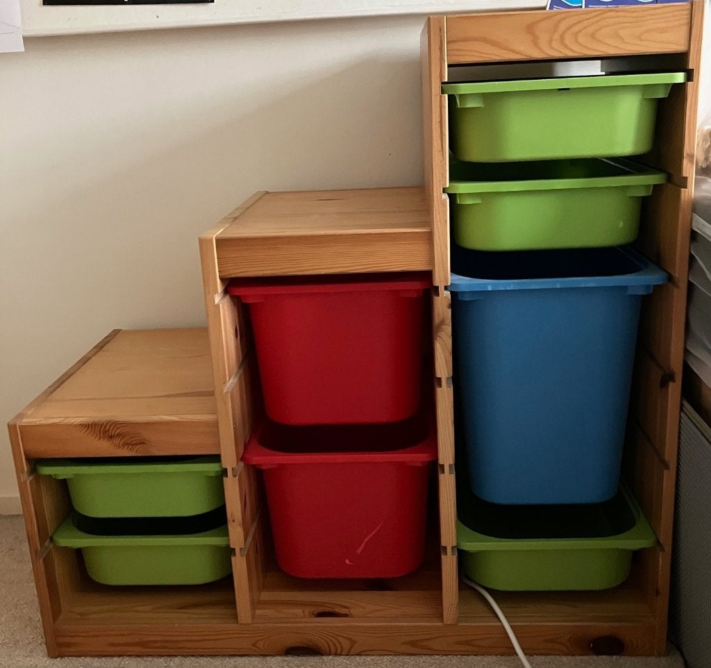 Twee Ikea Trofast kasten met bakken, Huis en Inrichting, Kasten | Schoenenkasten, Ophalen, Gebruikt, Speels, modern
