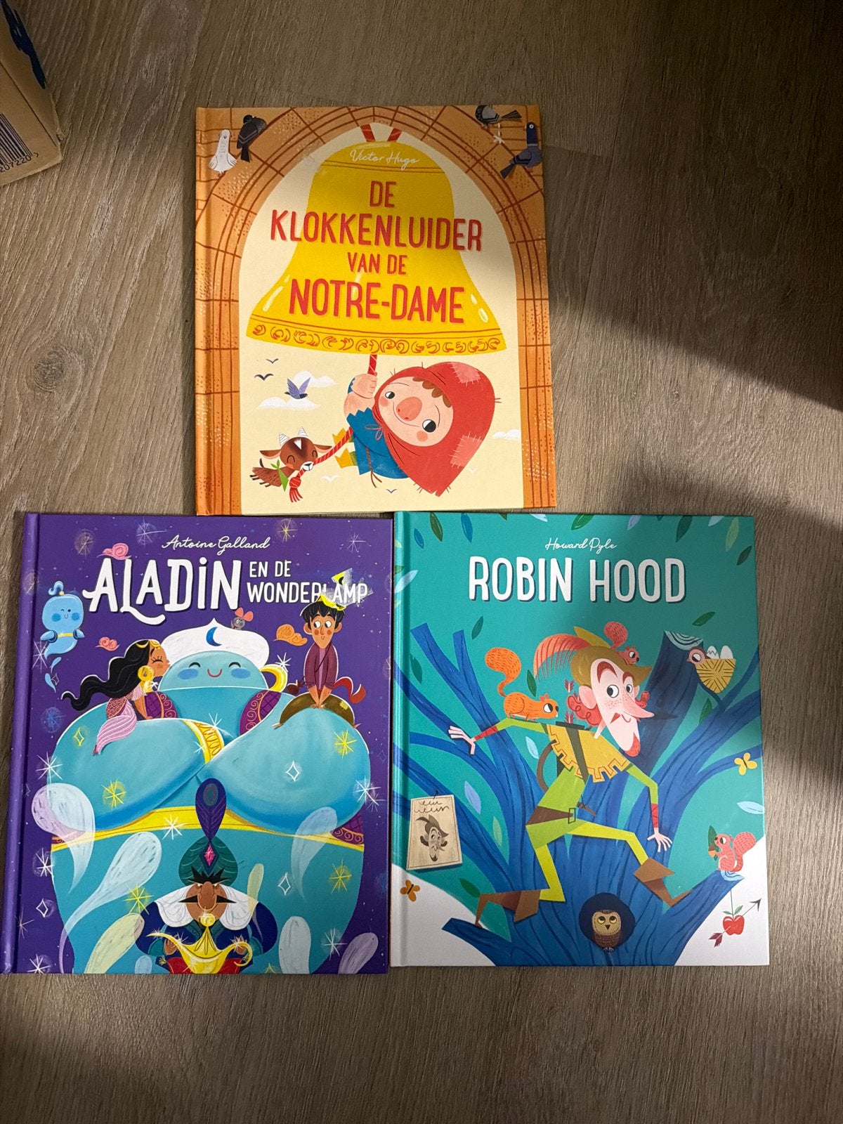 3 Sprookjesboeken: De Klokkenluider, Aladin, Robin Hood, Ophalen of Verzenden, Nieuw, Sprookjes