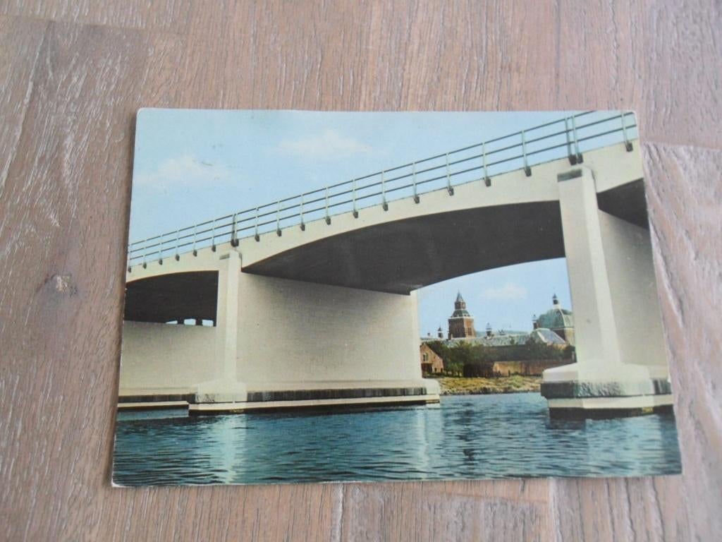 Leerdam, kijkje op Leerdam onder de Lingebrug 1971, Ophalen of Verzenden, 1960 tot 1980, Gelopen, Zuid-Holland