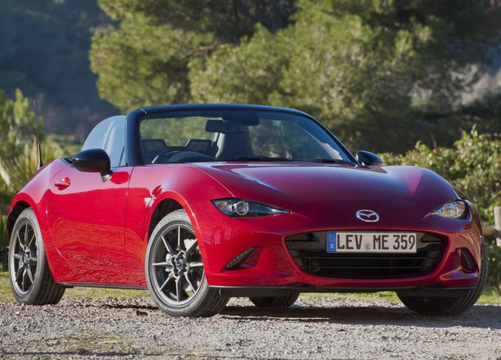ALS NIEUWE 16” Mazda MX-5 velgen 195/50R16 winterbanden 8mm, Auto-onderdelen, Banden en Velgen, 16 inch, Banden en Velgen, 195 mm