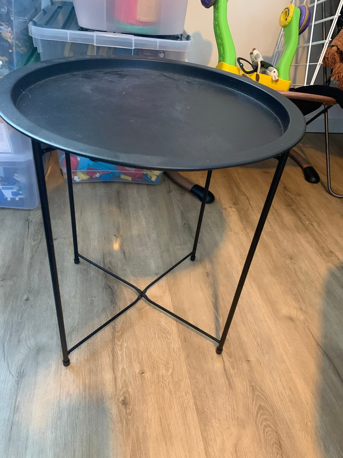 Zwarte bijzettafel, gratis op te halen, 45 tot 60 cm, Minder dan 55 cm, Gebruikt, Metaal of Aluminium