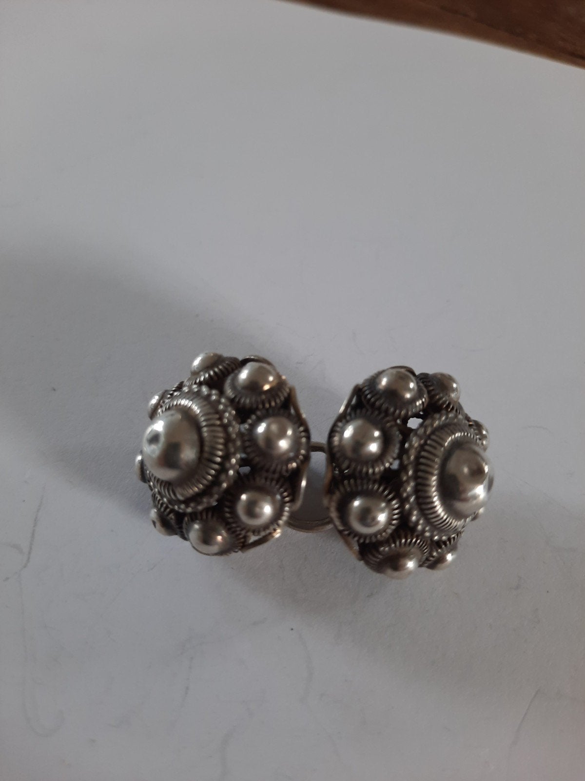Antieke zilveren keelknopen, Zeeuwse sieraden, Ophalen of Verzenden, Zo goed als nieuw, Zilver, Zilver
