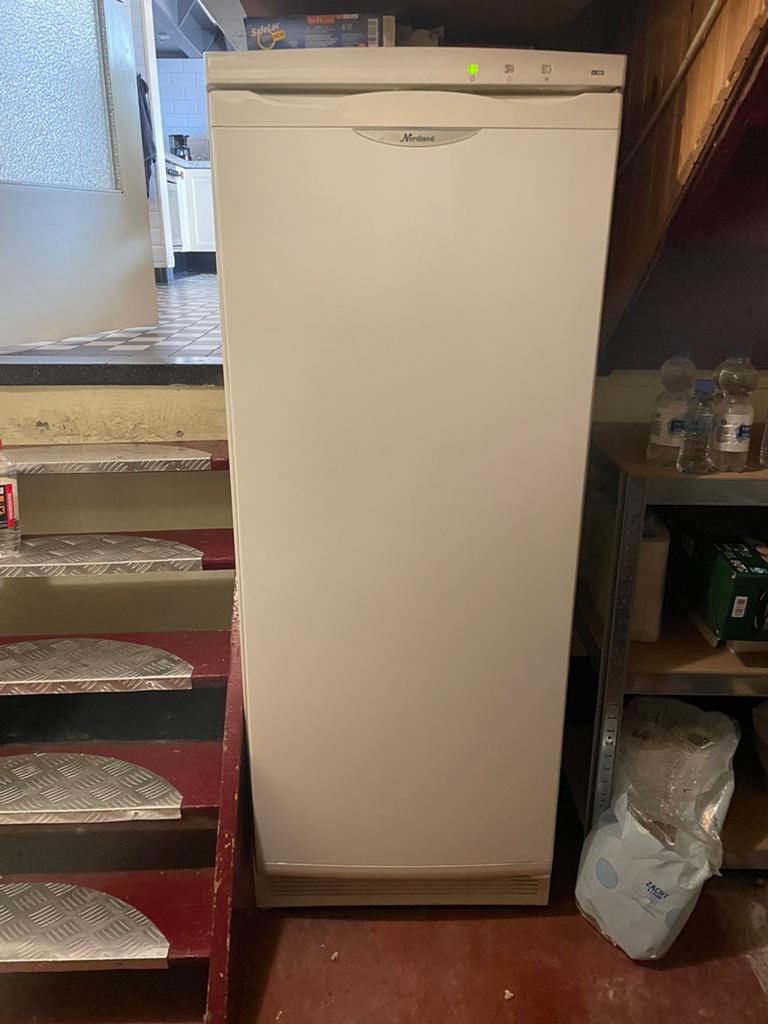 Diepvrieskast Nordland DVH3195, Witgoed en Apparatuur, Vriezers en Diepvrieskisten, Gebruikt, 140 tot 160 cm, Ophalen, Vrieskast