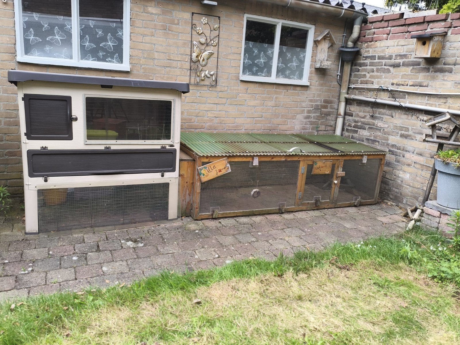 Konijnenhok+ren, Ophalen