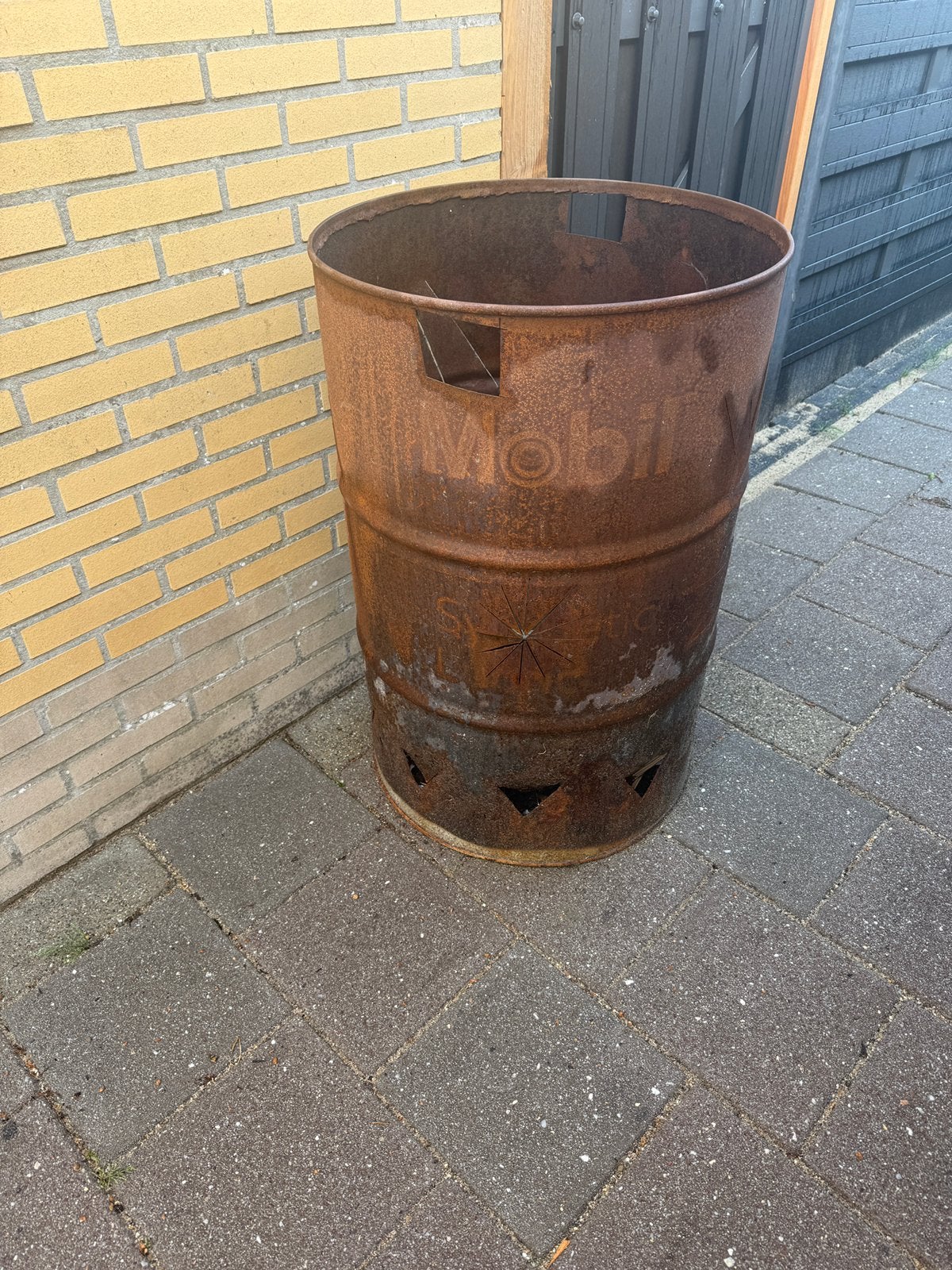 Gratis vuurton, Tuin en Terras, Ophalen, Zo goed als nieuw