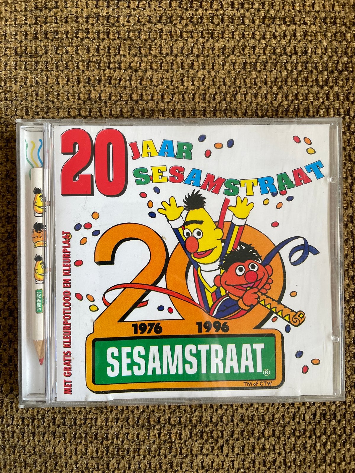 20 Jaar Sesamstraat cd - Inclusief Kleurpotlood, Cd's en Dvd's, Tot 2 jaar, Ophalen of Verzenden, Zo goed als nieuw, Inclusief boekje