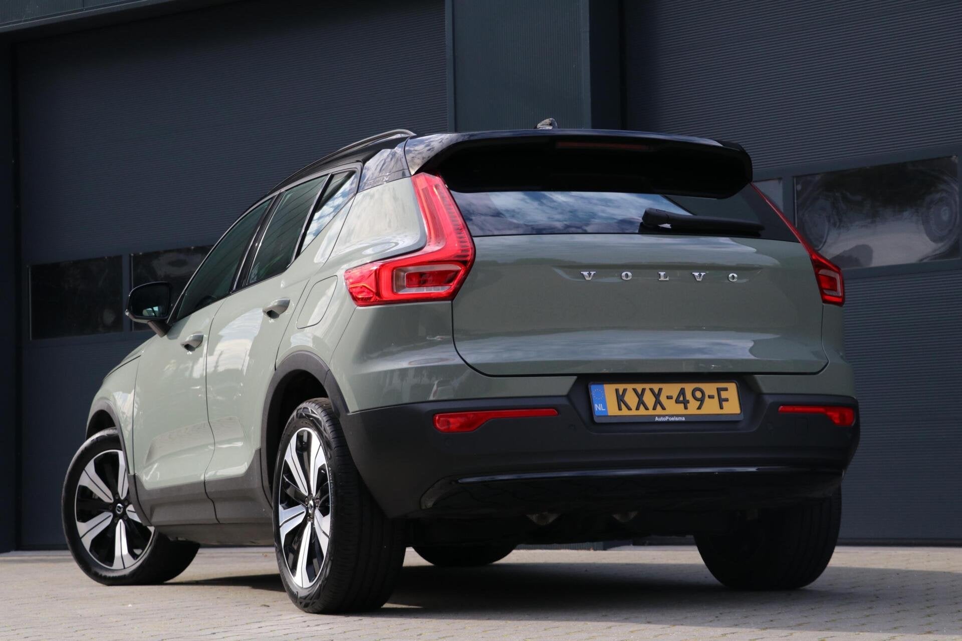 Foto 6 van Volvo XC40 Recharge Pro 70kWh AdaptiveCruise Camera Stoel/st