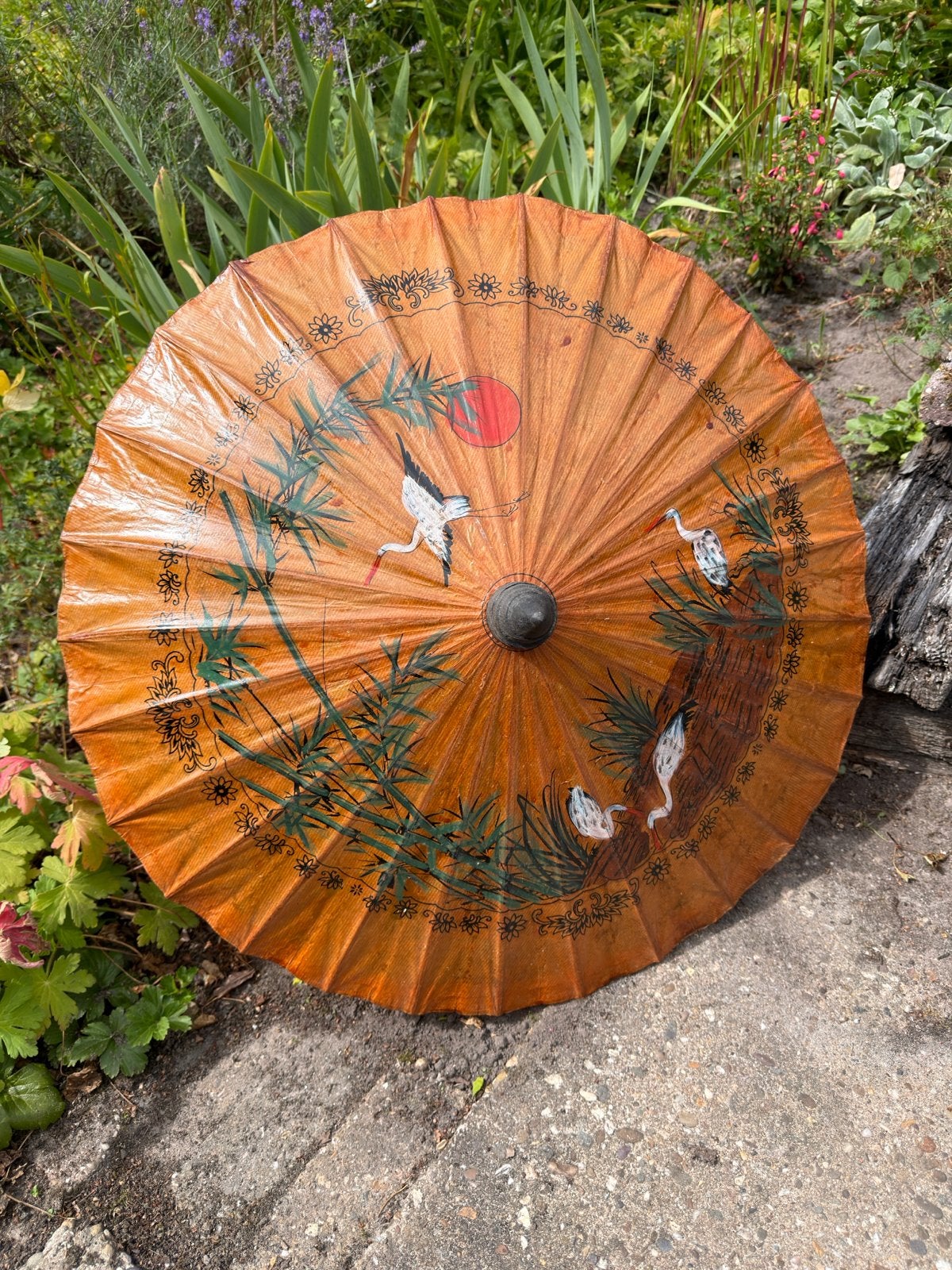 Vintage Oosterse parasol met kraanvogels, ca. 90 cm diameter, Ophalen, Gebruikt, Oranje