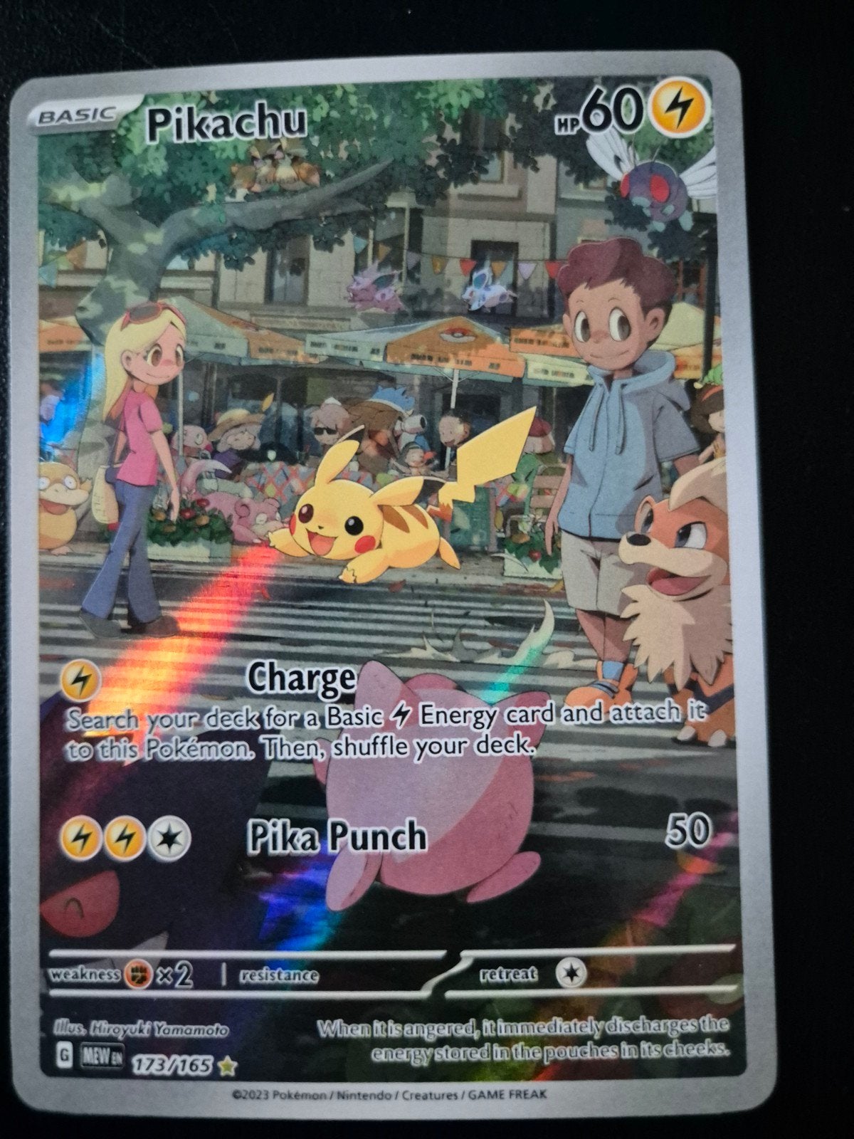Pikachu 173/165 Mew Pokémon kaart, Ophalen of Verzenden, Zo goed als nieuw, Losse kaart, Foil