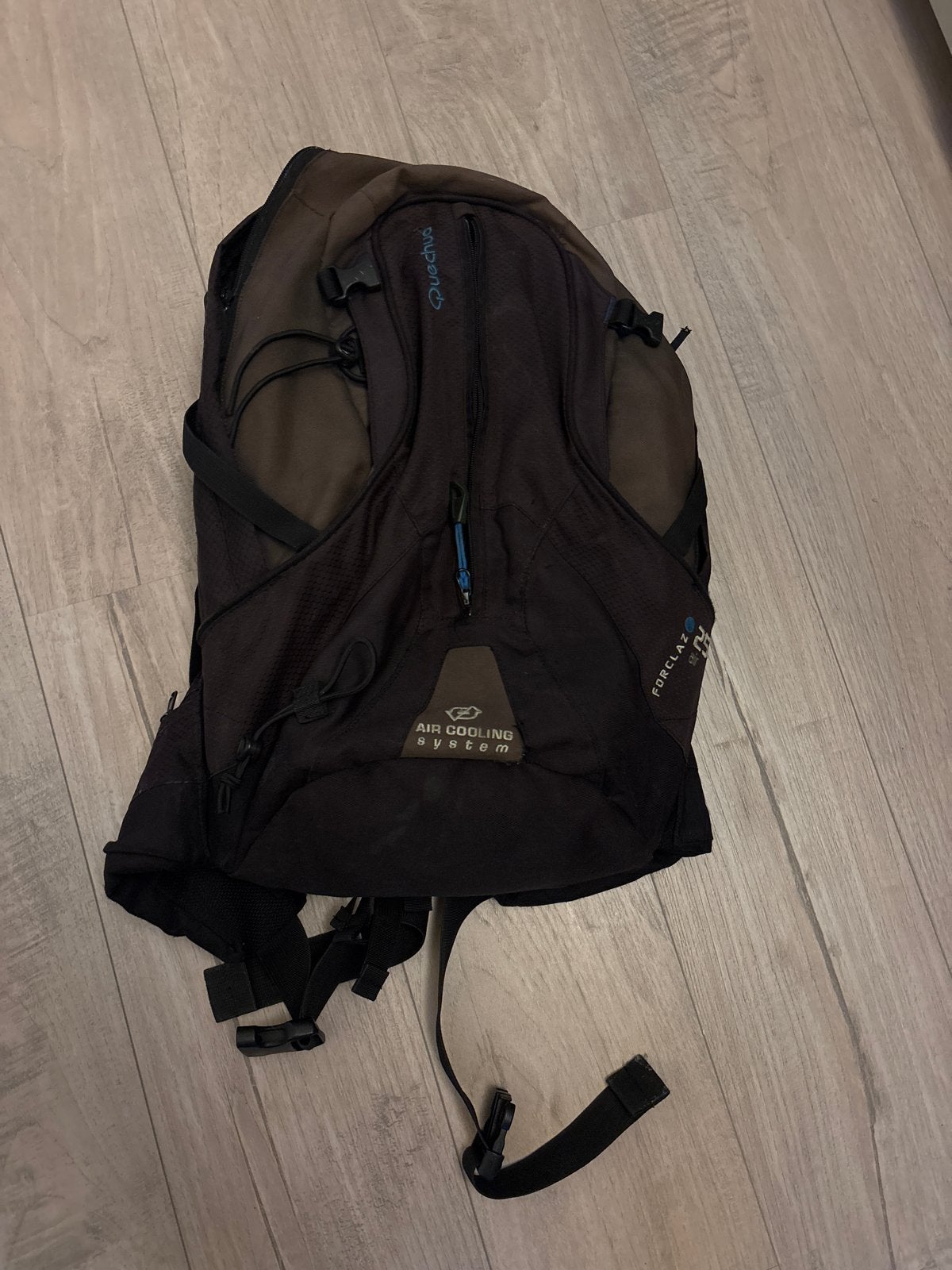 Quechua Forclaz 25 Air Cooling System Rugzak, Overige merken, Gebruikt, 25 tot 40 cm, Ophalen of Verzenden