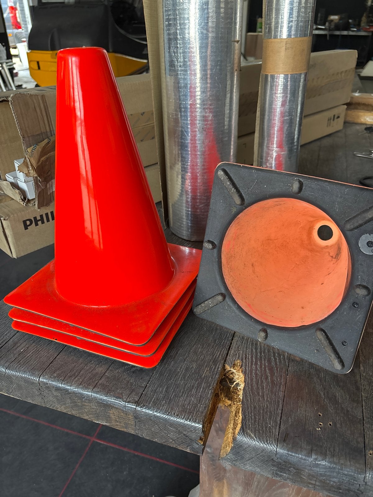Verkeerskegels / Pylonen (set van 4), Ophalen, Gebruikt