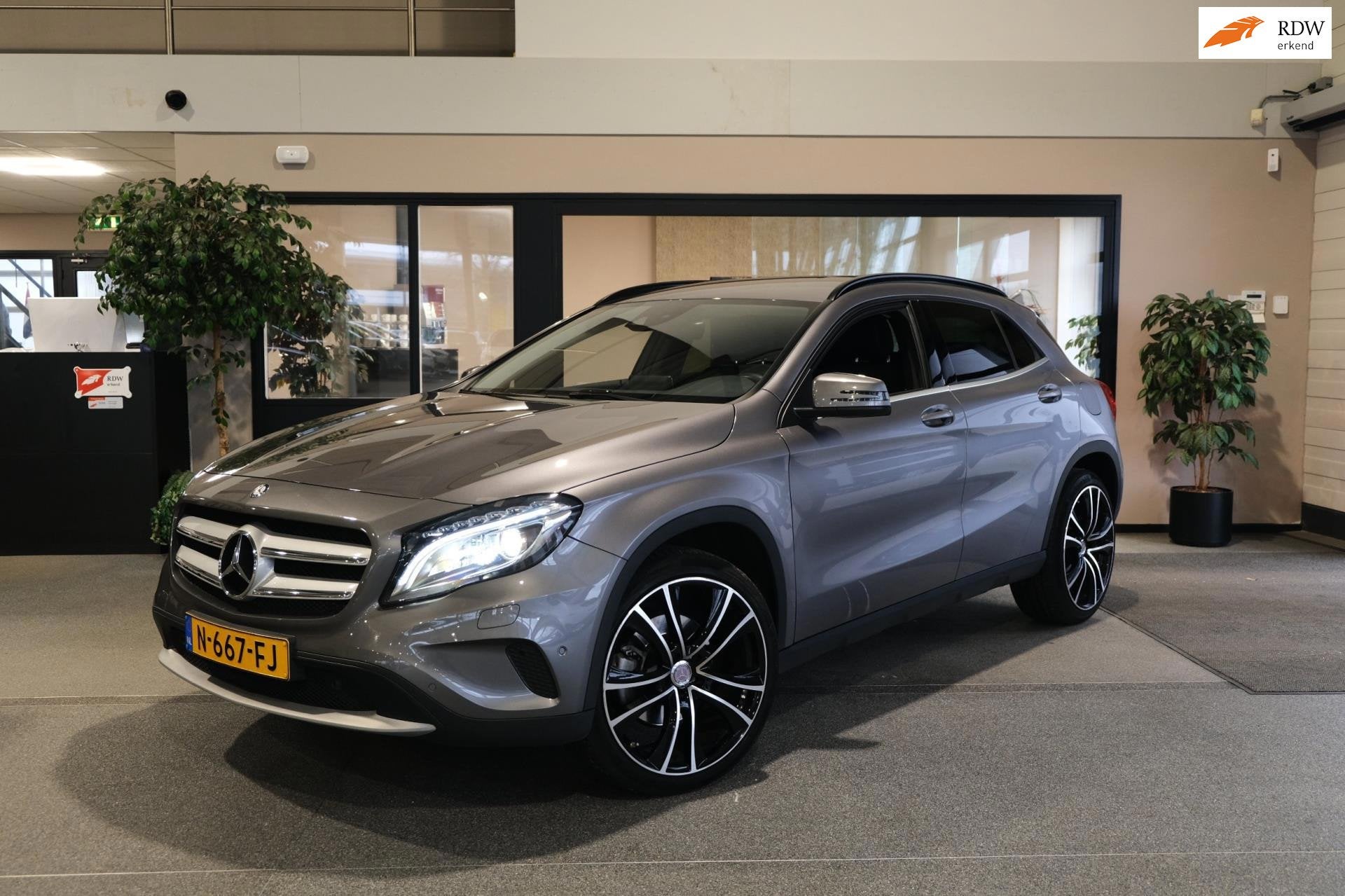 Mercedes-Benz GLA-klasse 250 4Matic DCT Led Cruise Leder Cam, Auto's, Automaat, 15 km/l, 4 cilinders, Leder