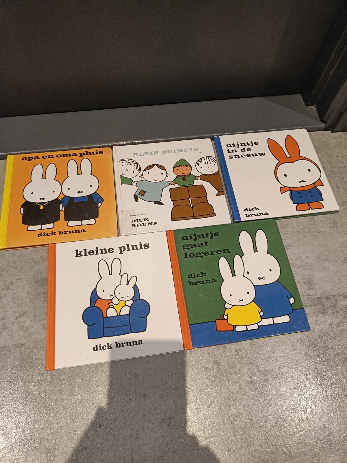5 Dick Bruna Nijntje en Klein Duimpje boekjes, Ophalen of Verzenden, Gelezen, Dick Bruna, Sprookjes
