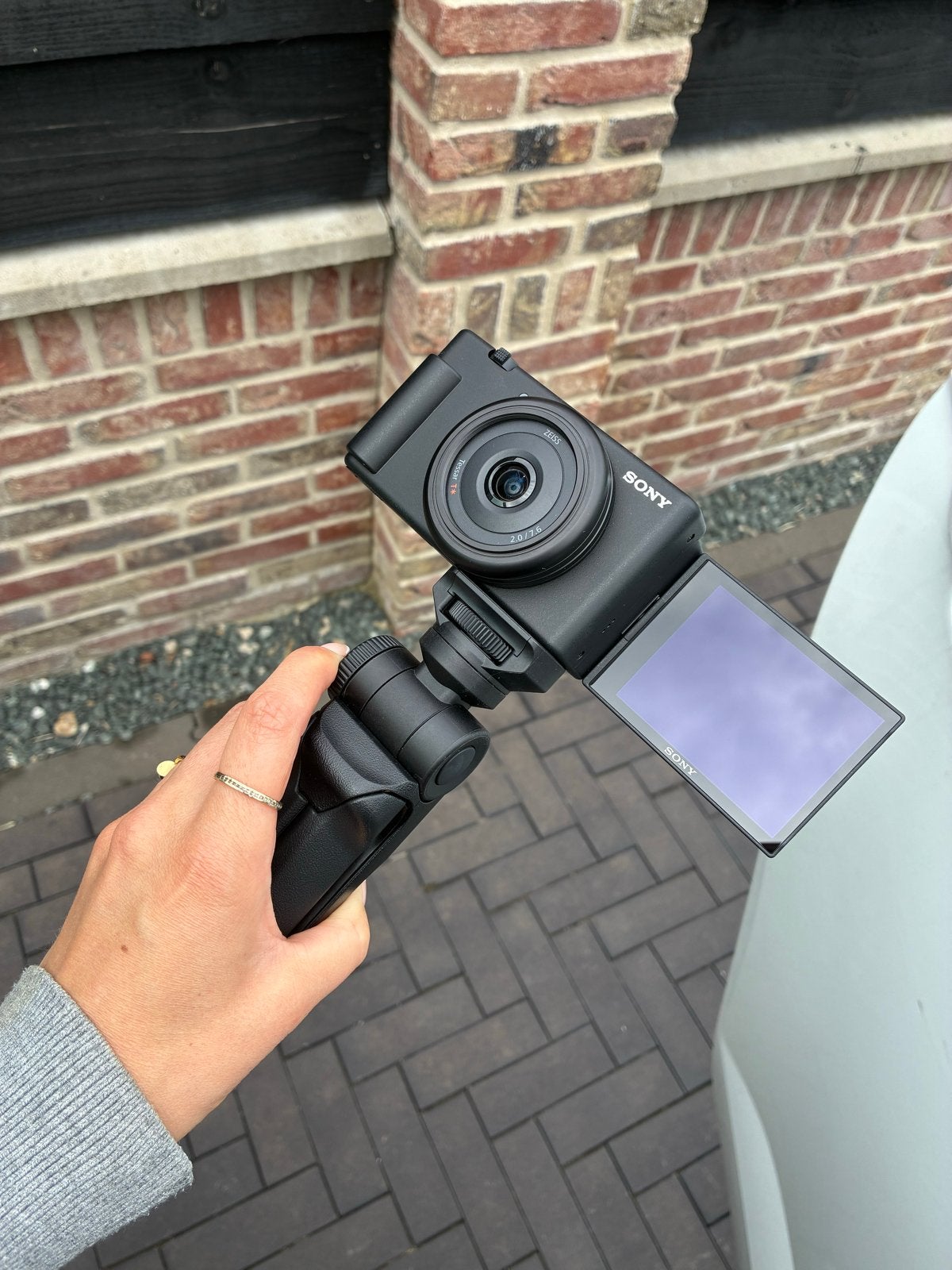 Sony ZV-1F Vlogcamera -met handgreep ZGAN! Incl alles, Ophalen, 20x of meer, Nieuw, Sony