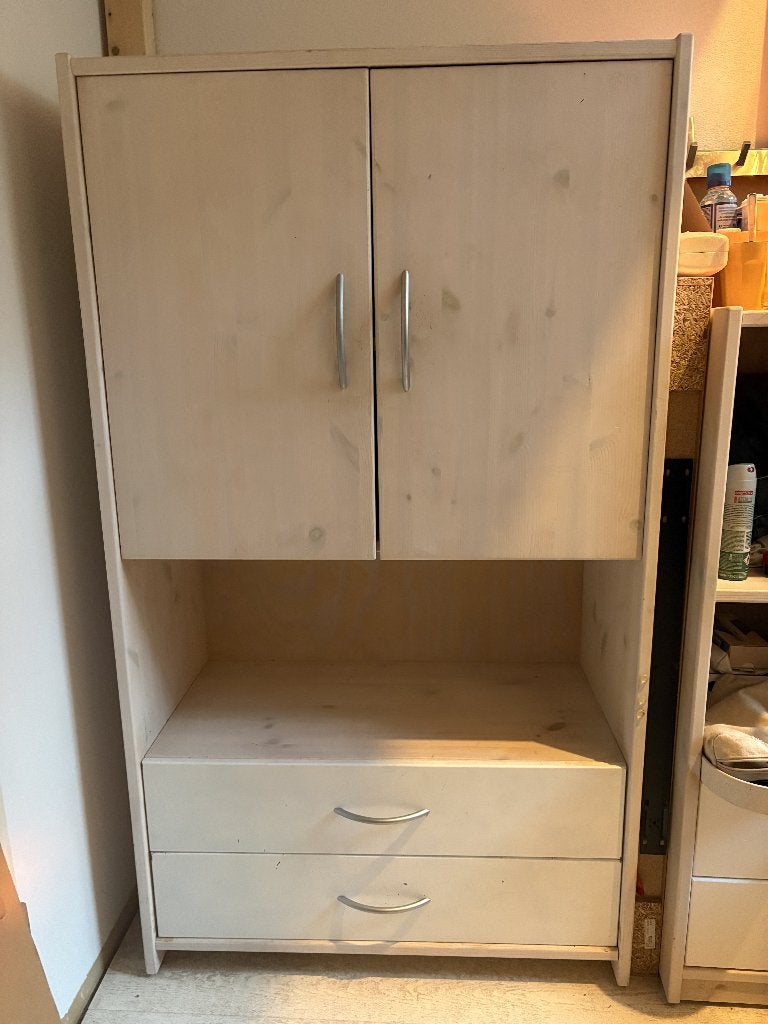 Lifetime kast (140x80x40), Ophalen, Gebruikt, Met deur(en), 100 tot 150 cm