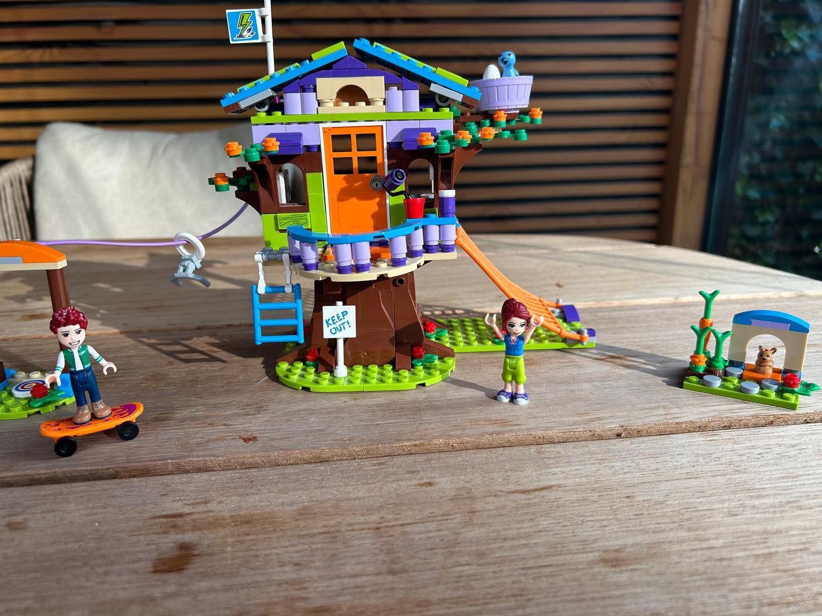 Lego friends boomhut, Ophalen, Zo goed als nieuw
