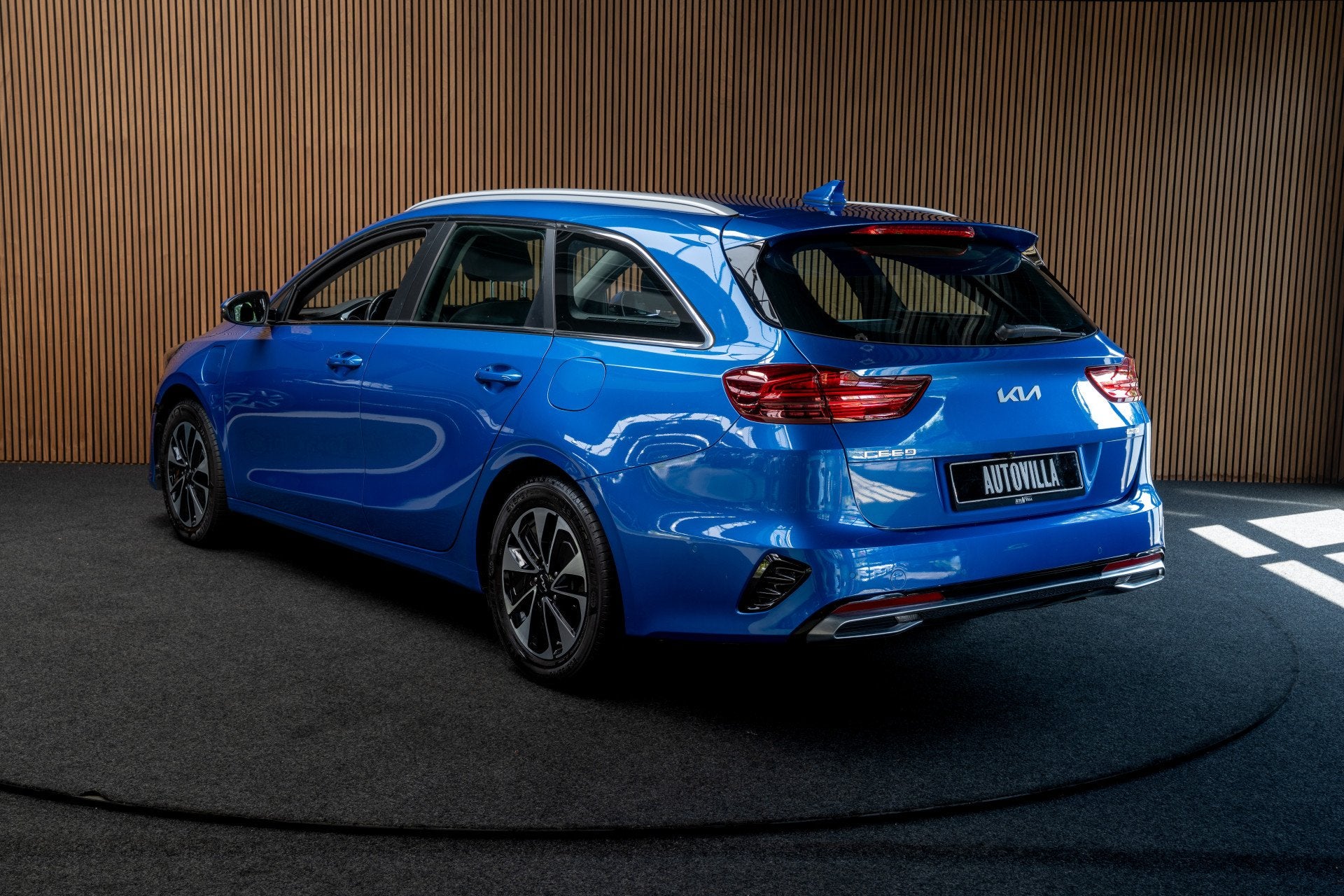 Kia Ceed Sportswagon 1.6 GDI PHEV Navi Camera ACC Leder Memo, Gebruikt, Zwart, Leder en Stof, Plug-in hybride