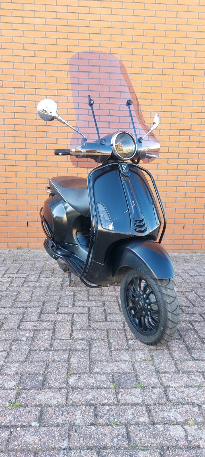 Piaggio | Vespa | 25 km | Snor | 4T, Fietsen en Brommers, Scooters | Vespa, Ophalen, Gebruikt, Overige modellen, X