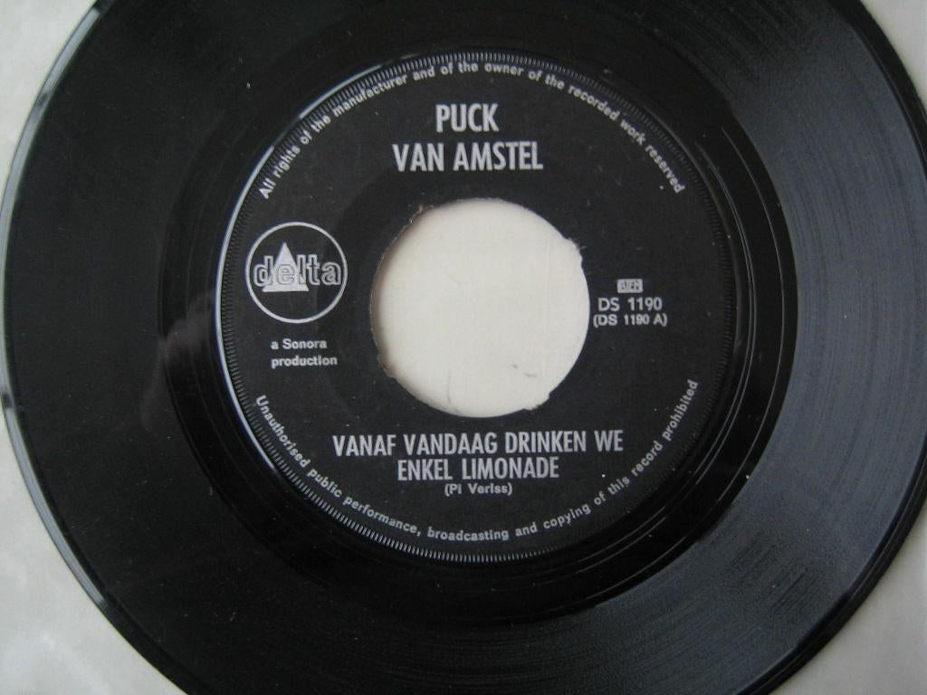 Puck van Amstel - Vanaf vandaag drinken we enkel limonade_, Ophalen of Verzenden, Gebruikt, 7 inch, Levenslied of Smartlap
